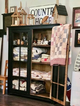 QUILT CABINET QUILT CABINET